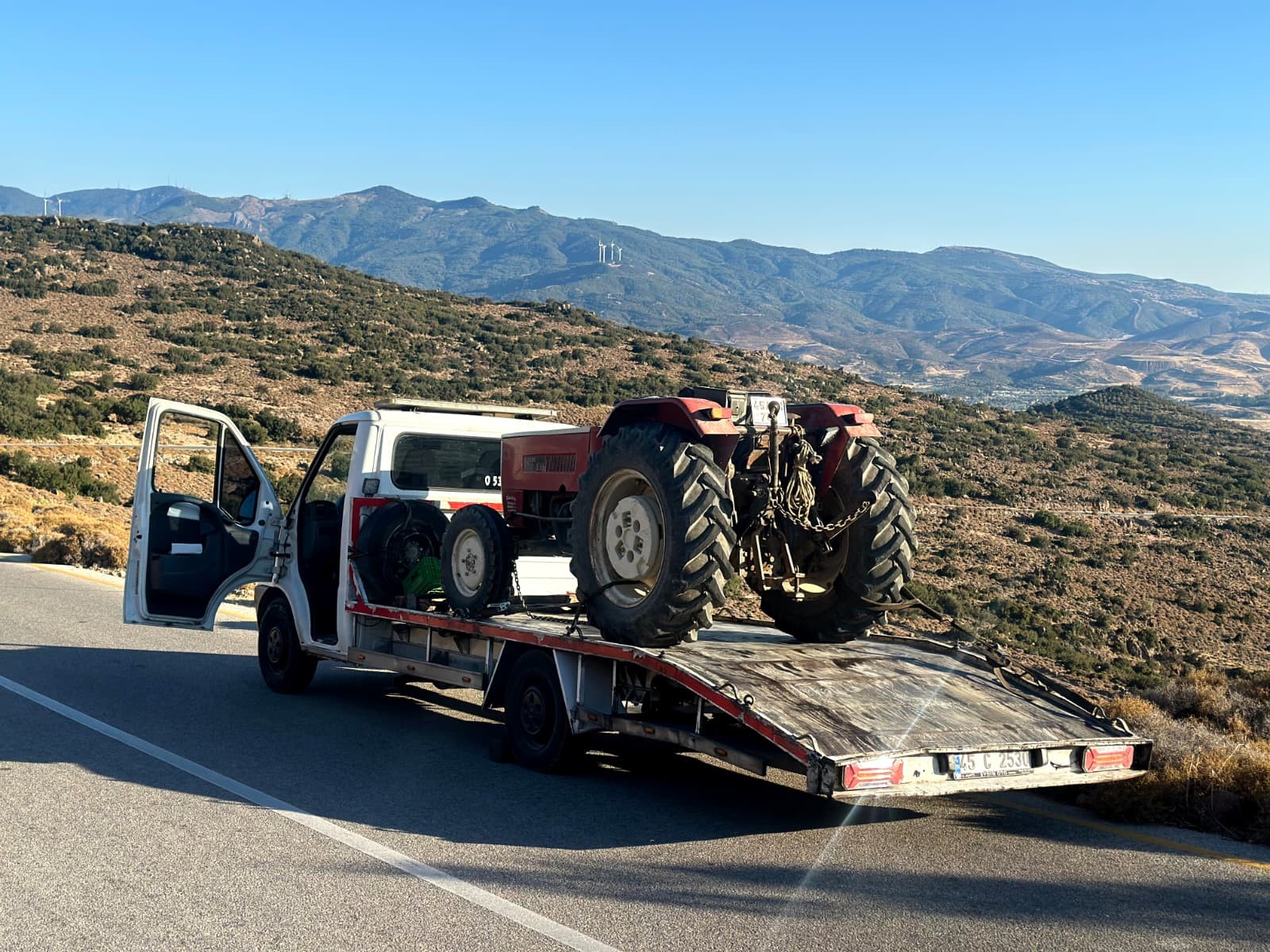 Menemen Oto Çekici Gökhan Galeri 5